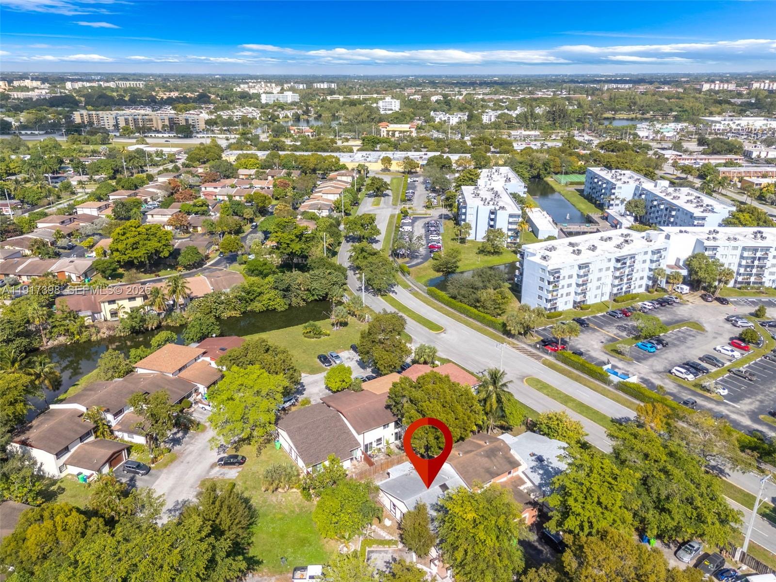 SUNRISE GOLF VILLAGE NORT - Residential