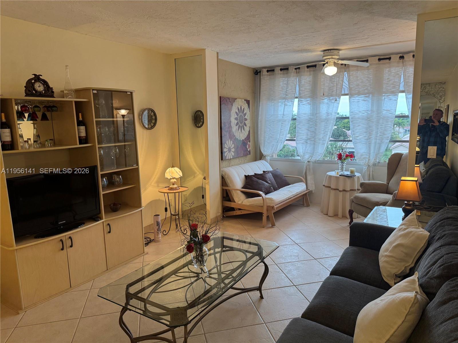 SOMERSET NO SIX CONDO - Residential