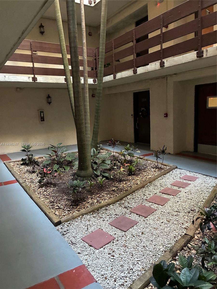 View photos, virtual tours, details... 9040 SW 125th Ave D101