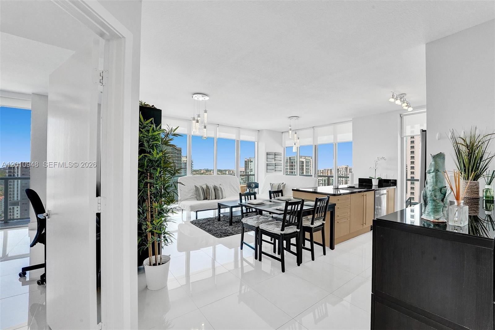 1111 SW 1st Ave 2325-N