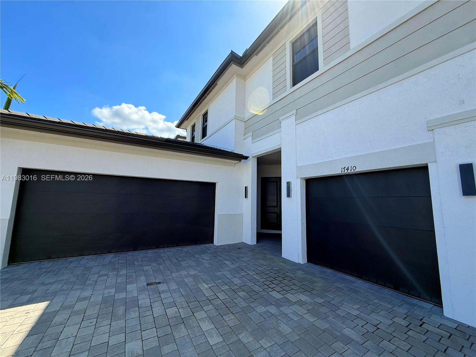 MARBELLA - Residential Lease