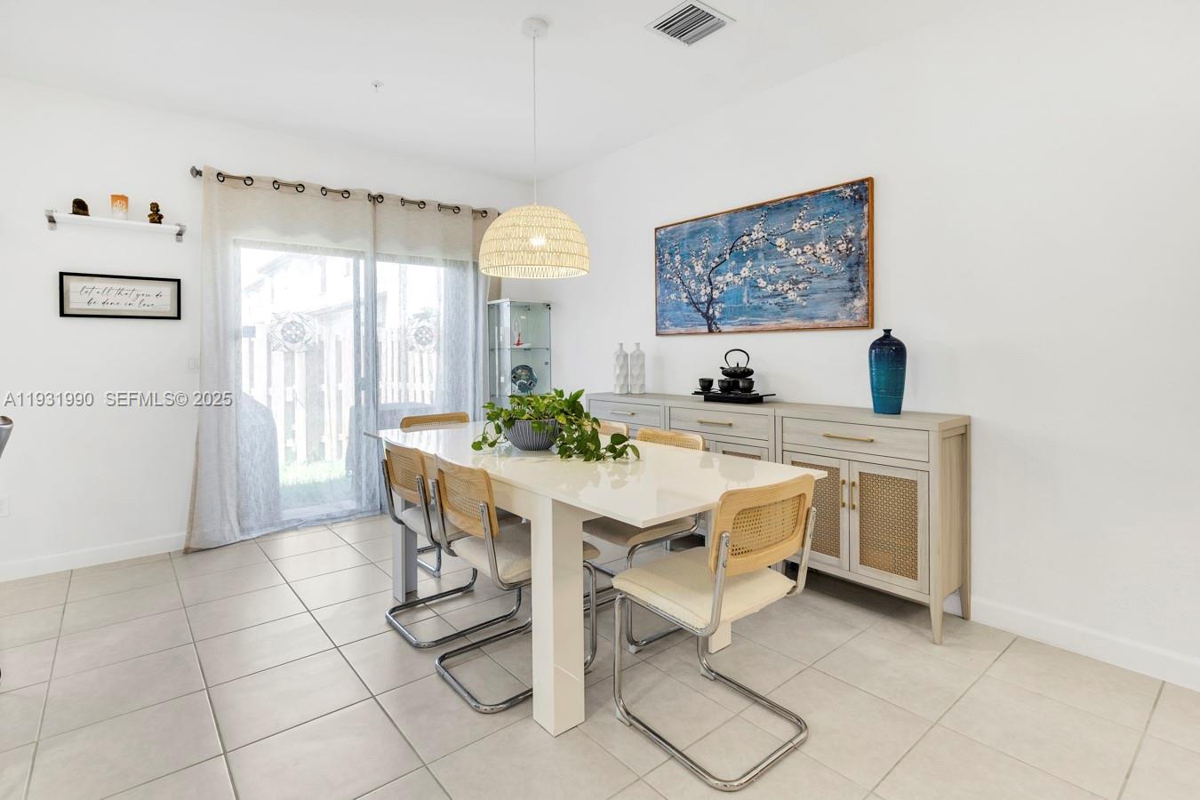 SUNSET PINES - Residential Lease