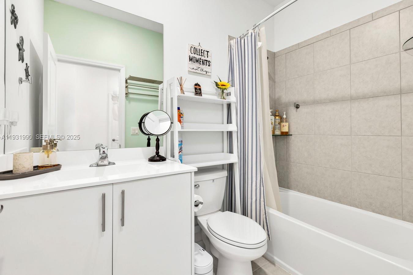 SUNSET PINES - Residential Lease