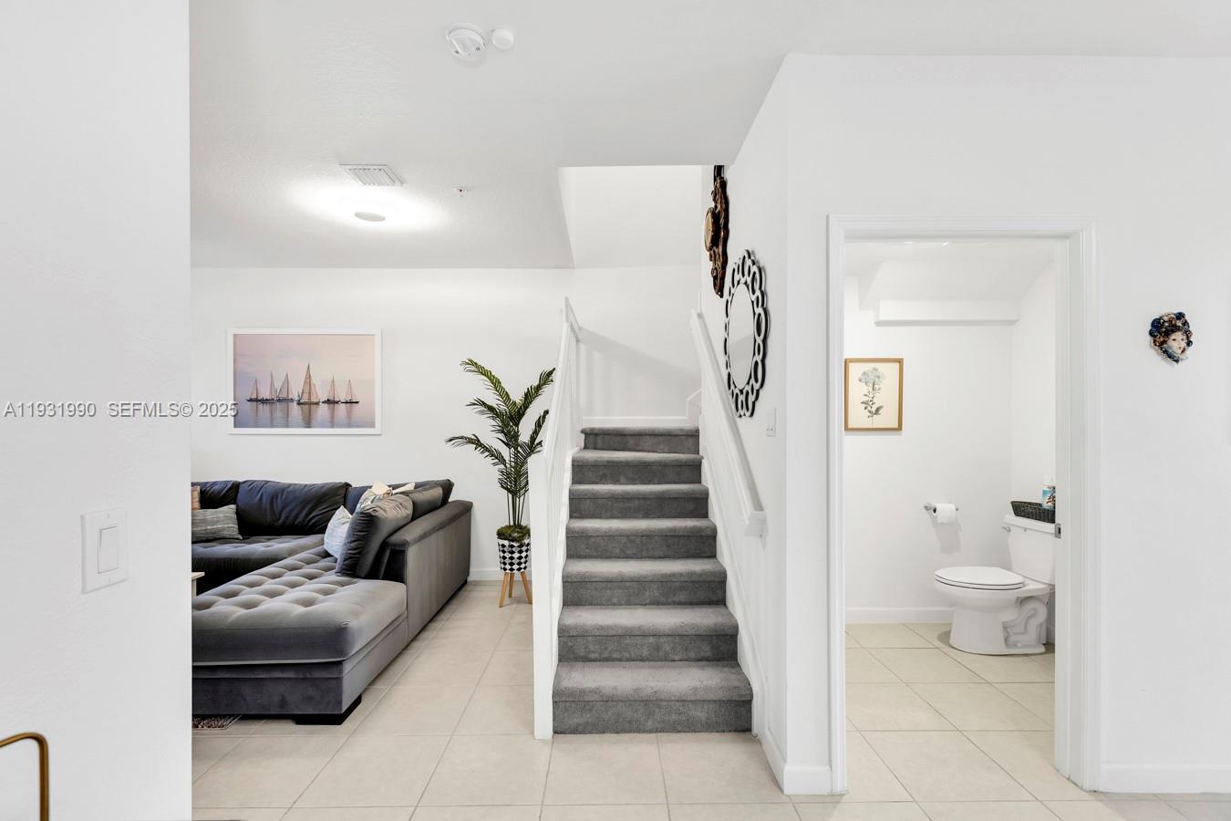 SUNSET PINES - Residential Lease