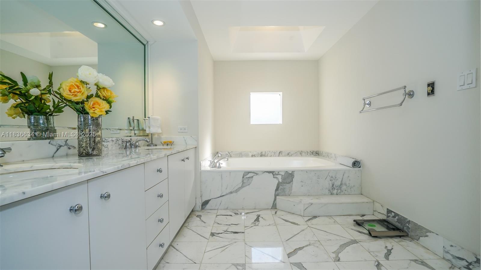 TERRACES NORTH TURNBERRY - Residential Lease