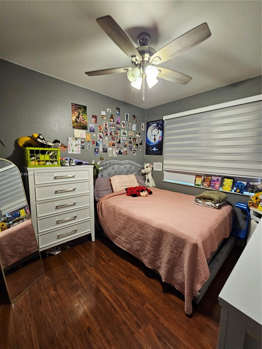 THE SHORES CONDO NO 2 - Residential