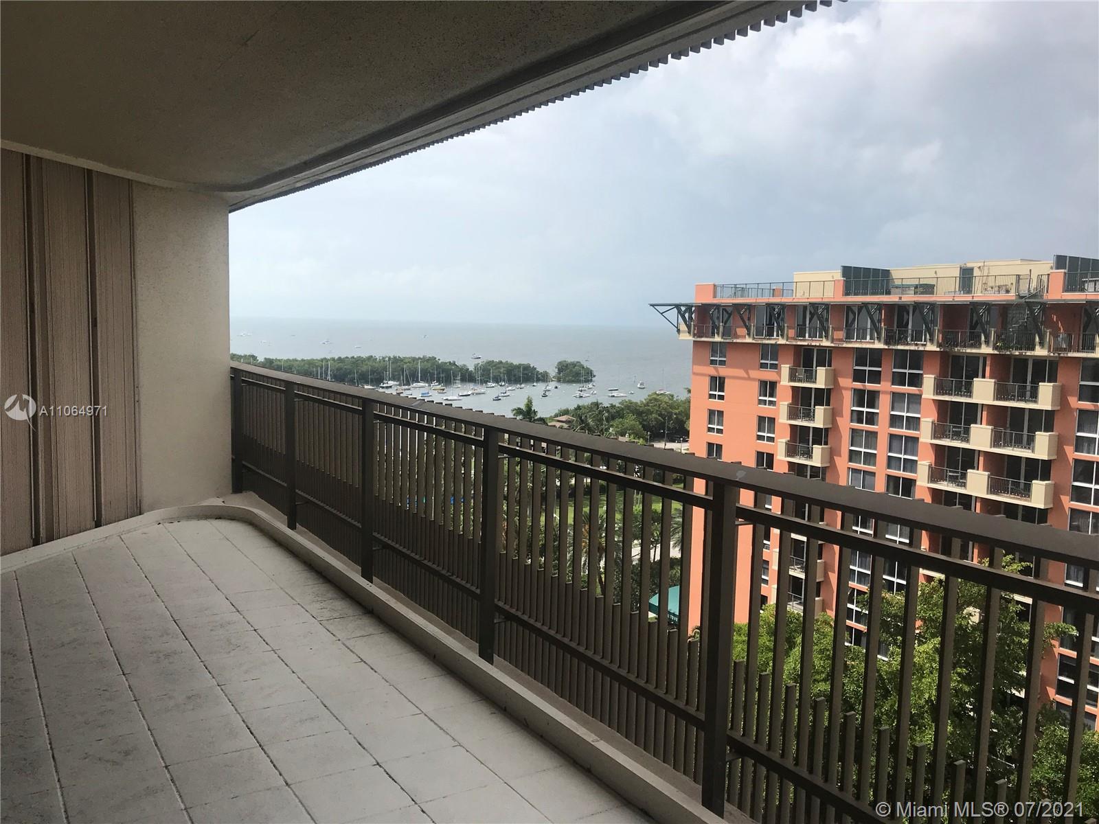 YACHT HARBOUR CONDO - Residential Lease