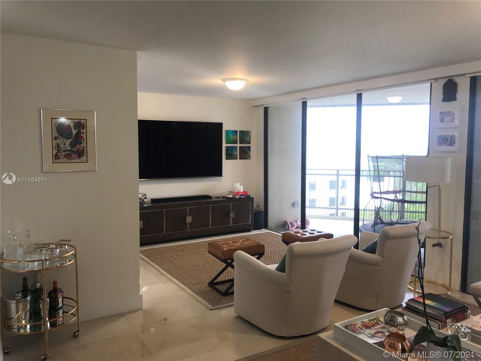 YACHT HARBOUR CONDO - Residential Lease