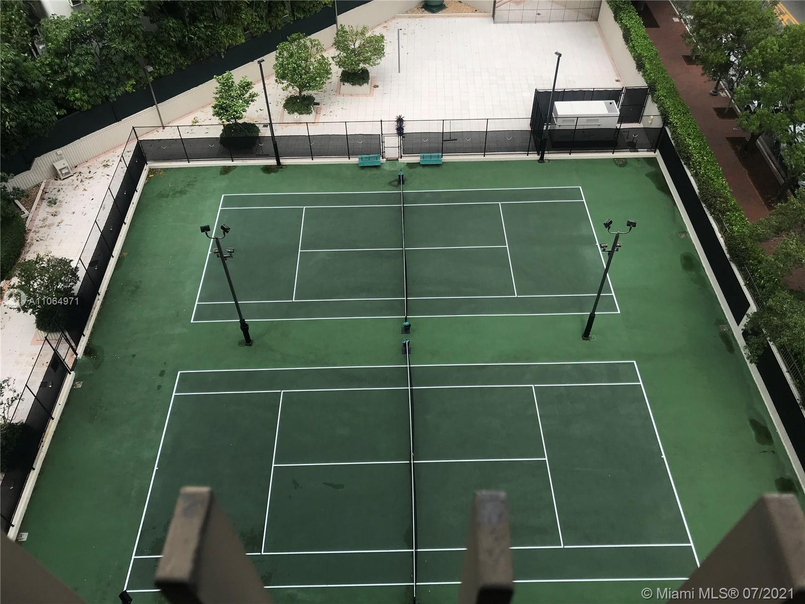 YACHT HARBOUR CONDO - Residential Lease