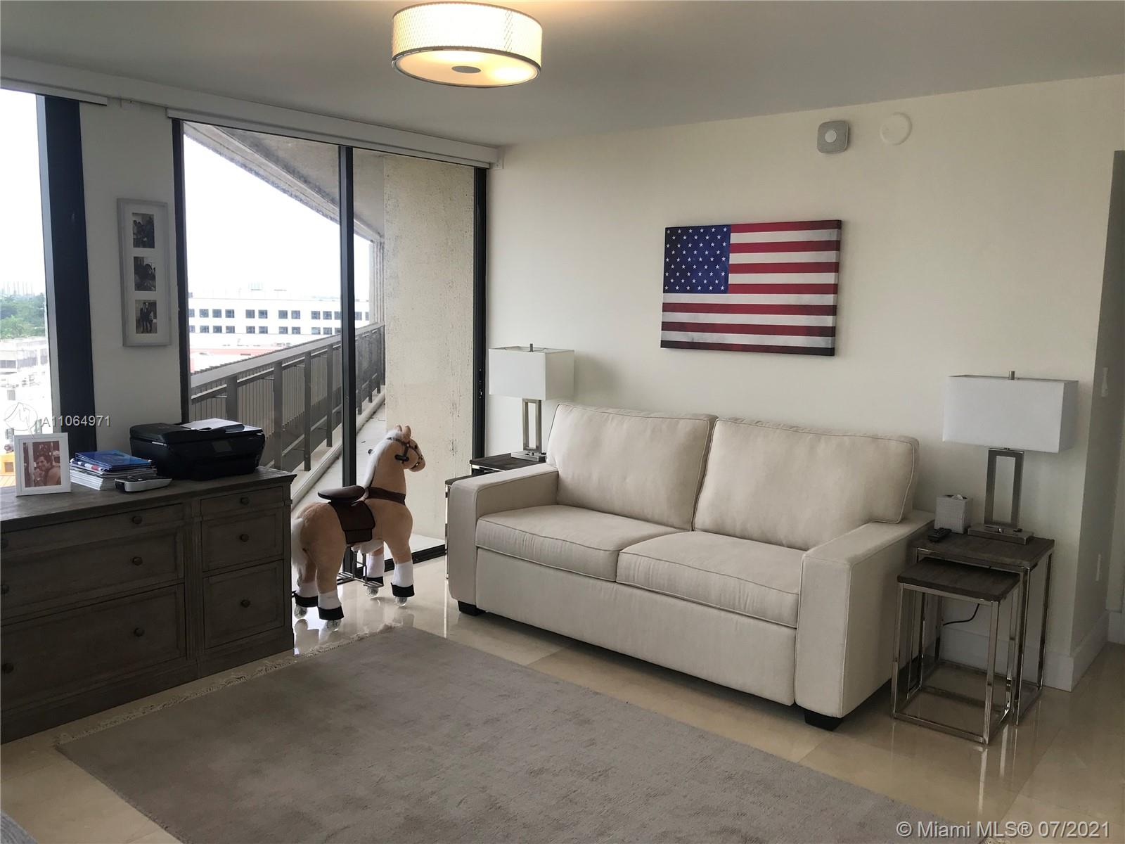 YACHT HARBOUR CONDO - Residential Lease