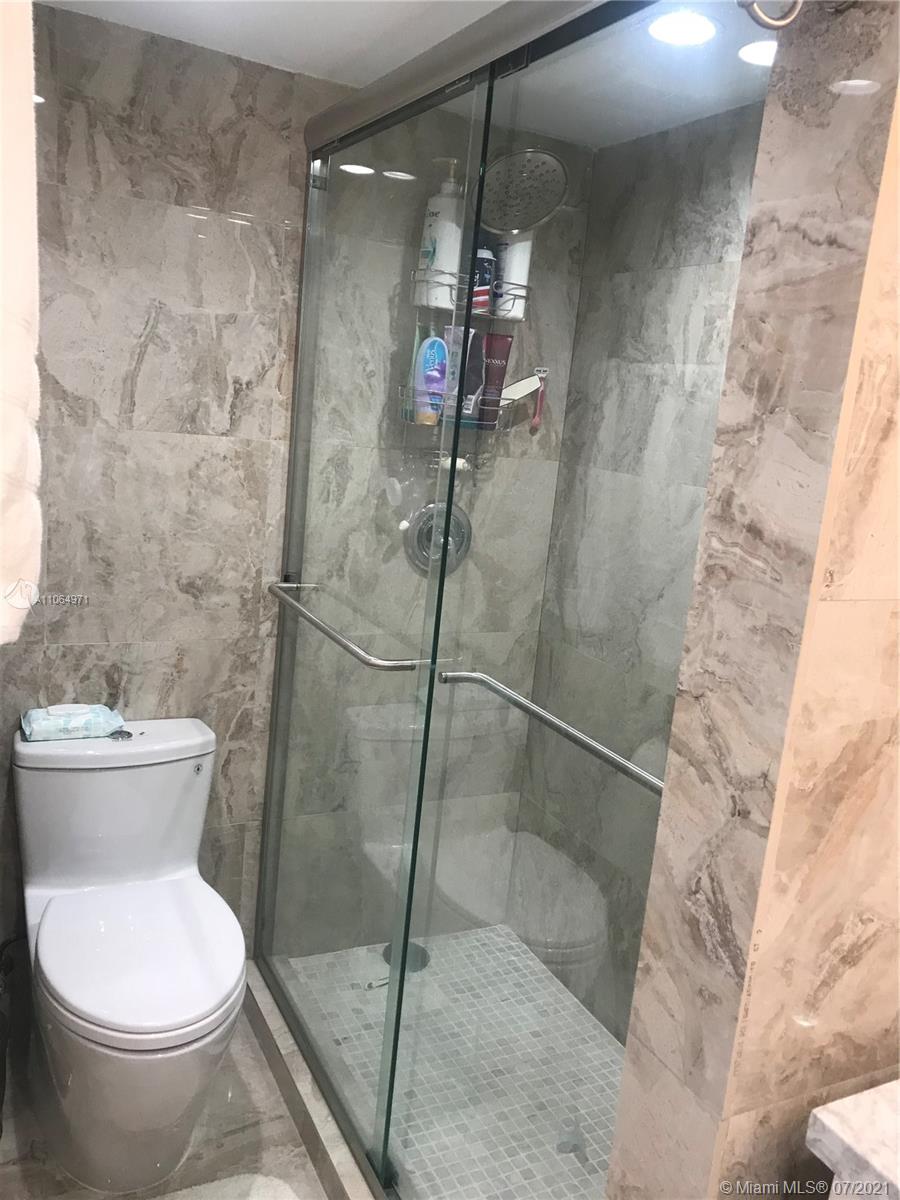 YACHT HARBOUR CONDO - Residential Lease