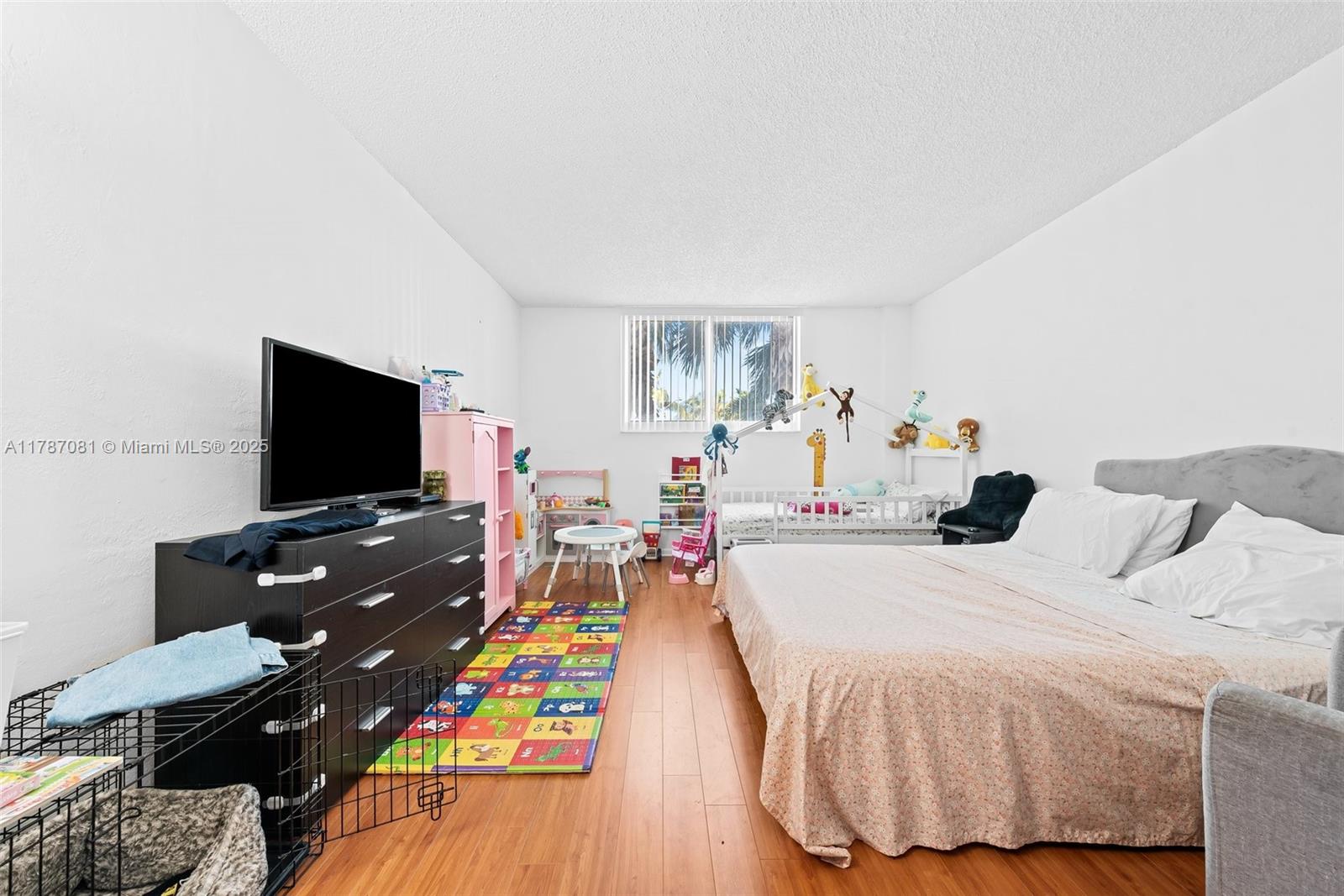 19380 Collins Ave 226