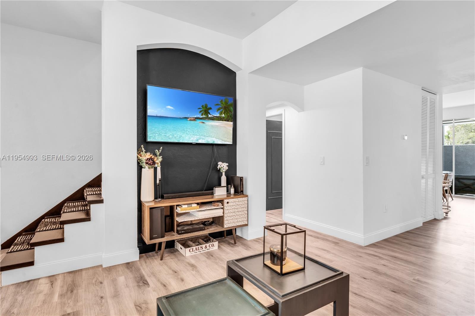 VIZCAYA VILLAS UNREC - Residential