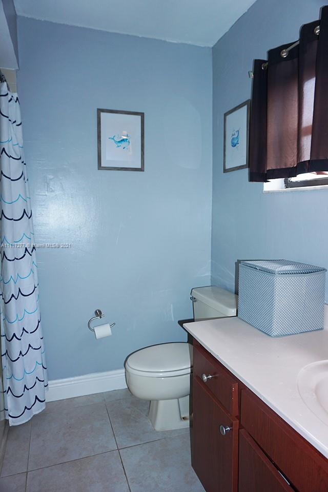 KENLAND COURT - Residential