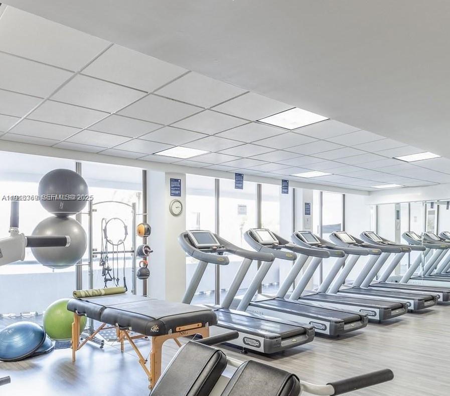 TURNBERRY ISLE CONDO - Residential Lease