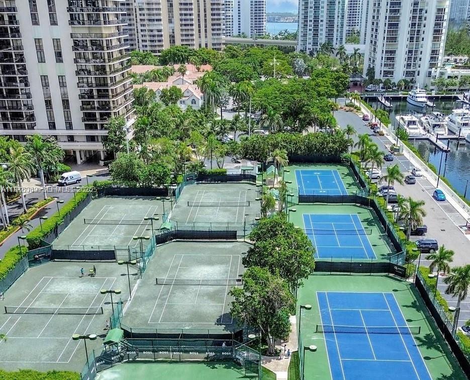 TURNBERRY ISLE CONDO - Residential Lease