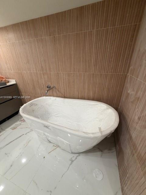 TURNBERRY ISLE CONDO - Residential Lease