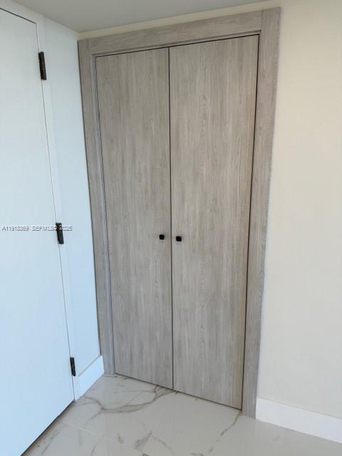 TURNBERRY ISLE CONDO - Residential Lease