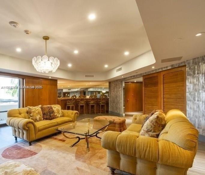 TURNBERRY ISLE CONDO - Residential Lease