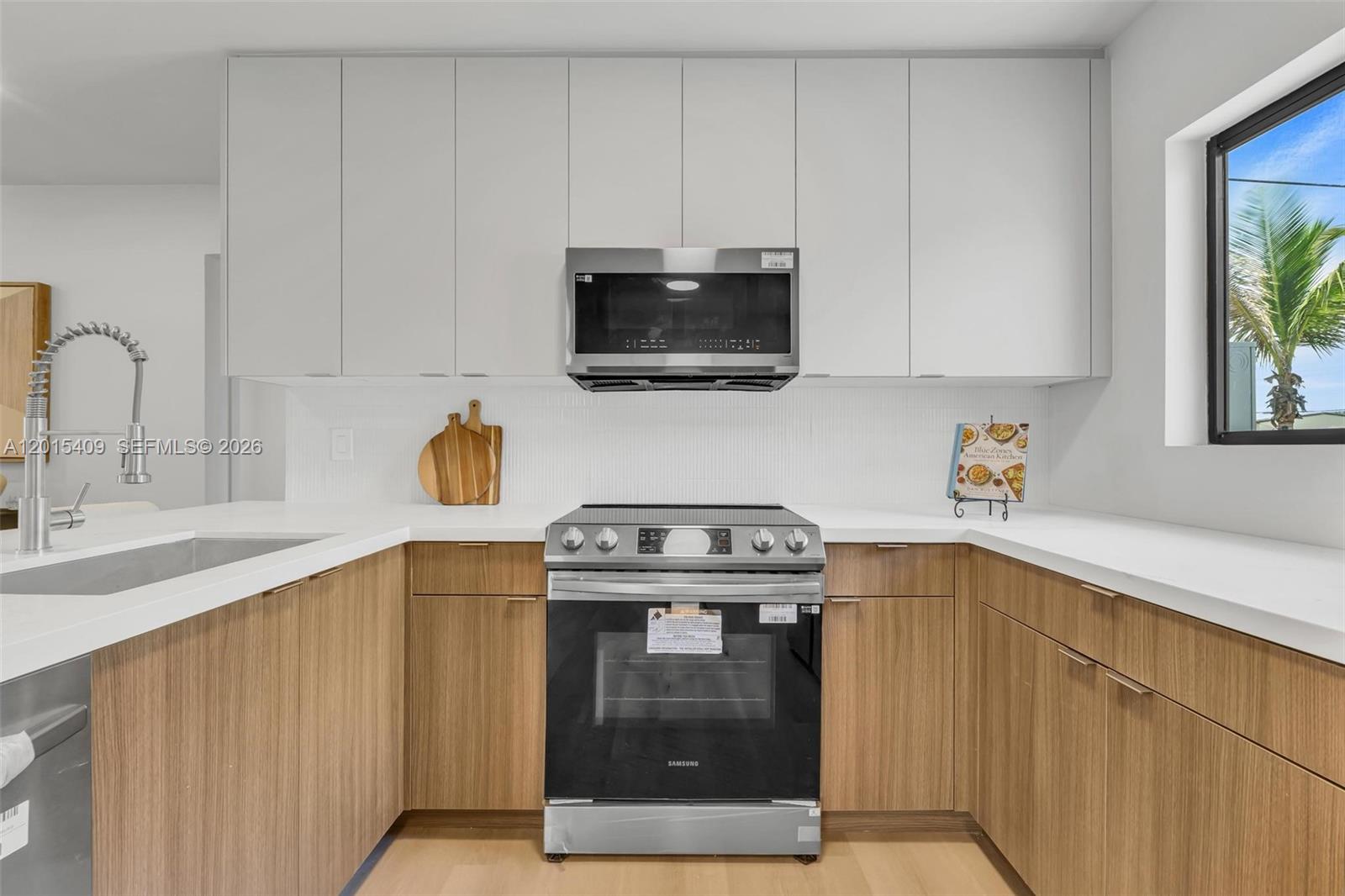 CHATEAU PARK SEC - Residential