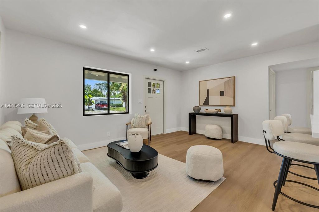 Photo of Fort Lauderdale, FL 33311 (MLS # A12015409)