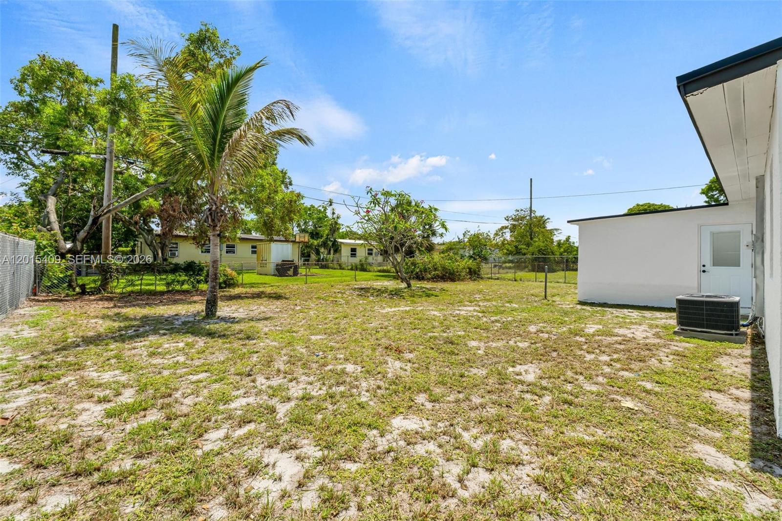 CHATEAU PARK SEC - Residential