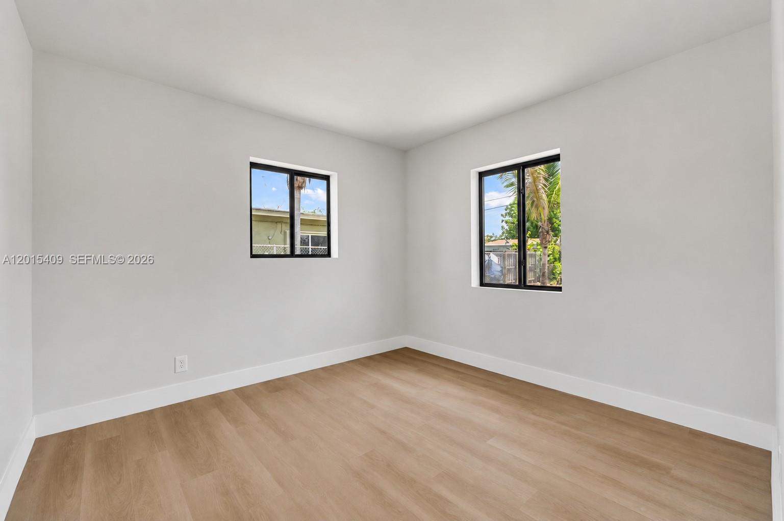 CHATEAU PARK SEC - Residential