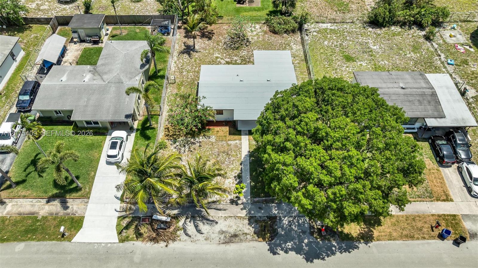 CHATEAU PARK SEC - Residential