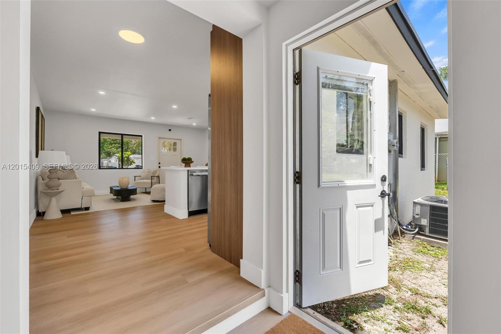CHATEAU PARK SEC - Residential