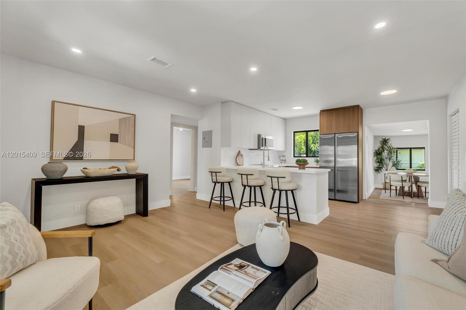CHATEAU PARK SEC - Residential