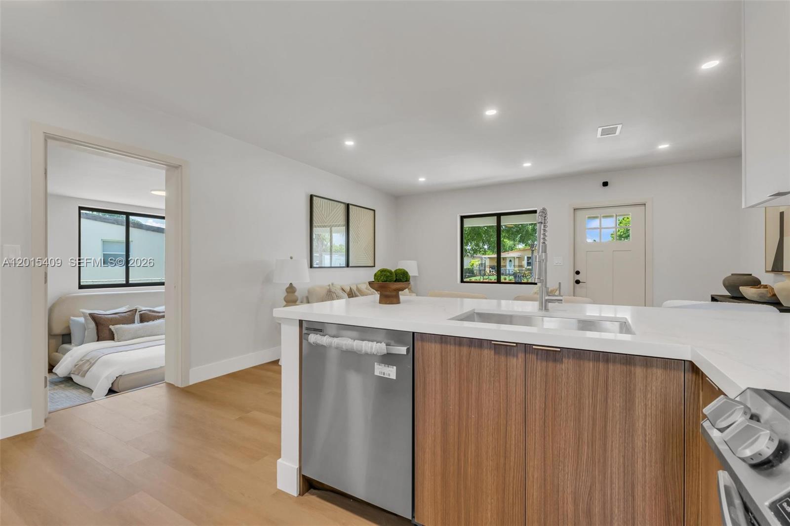 CHATEAU PARK SEC - Residential