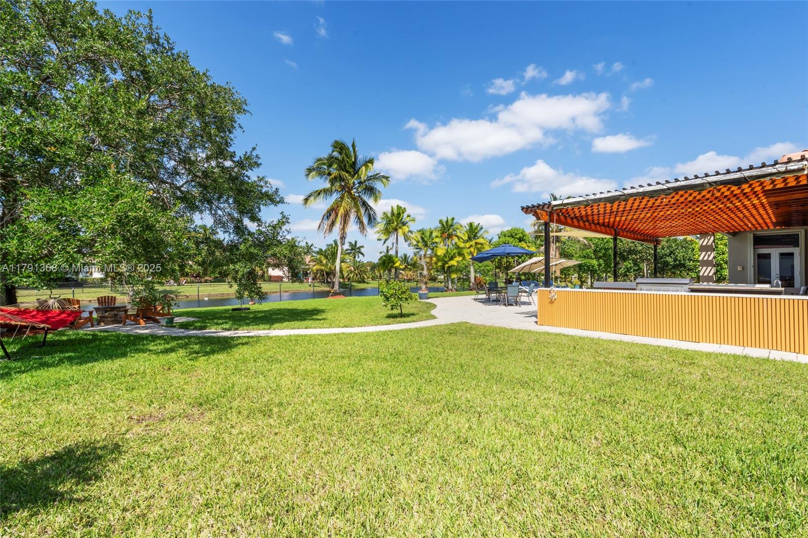 IMAGINATION FARMS EAST - Residential