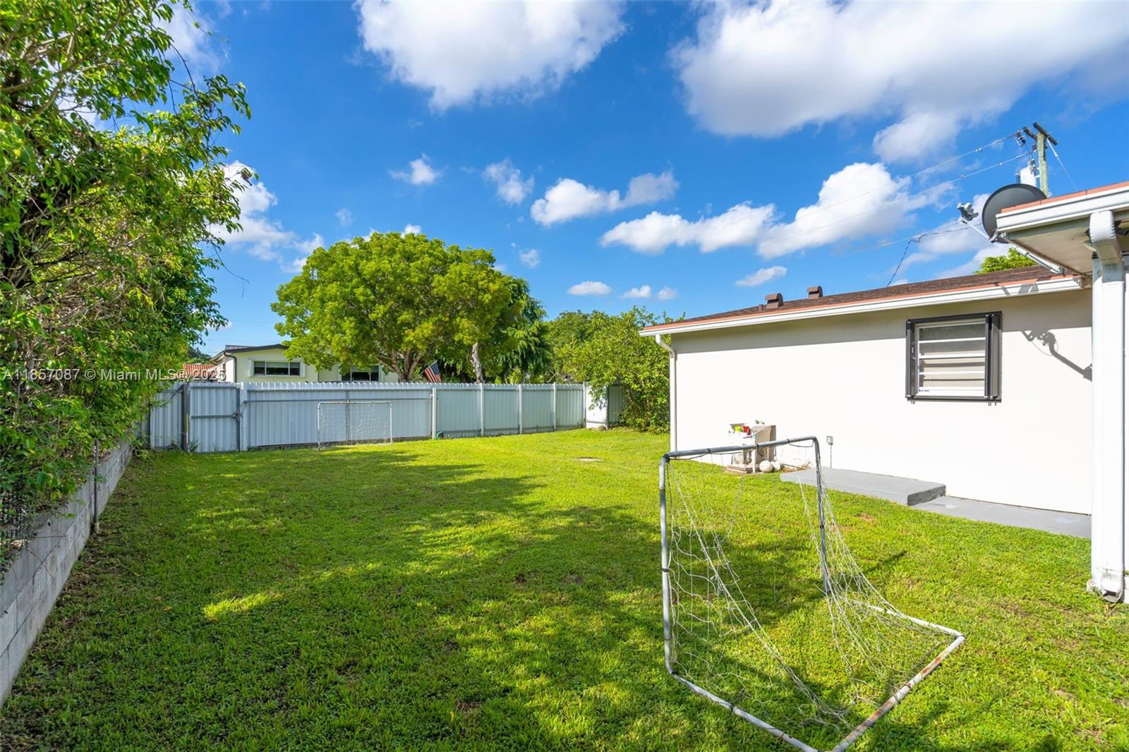 VANDERBILT PARK AMD PL - Residential