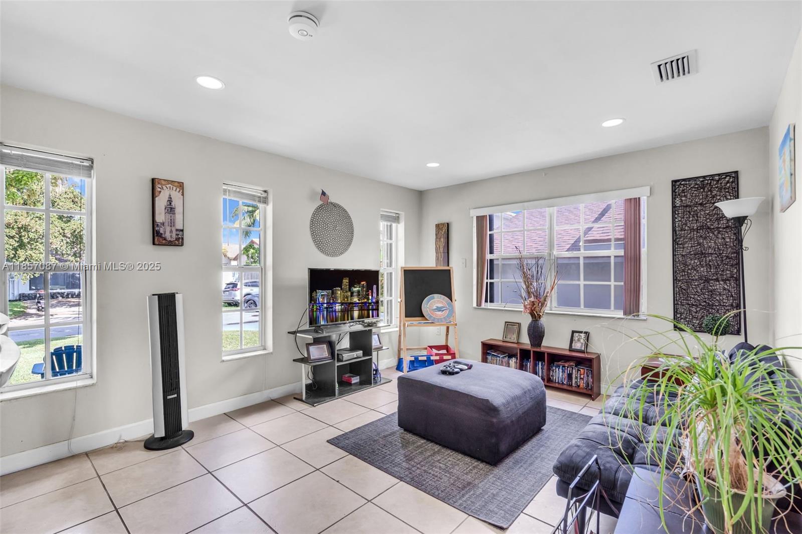 VANDERBILT PARK AMD PL - Residential