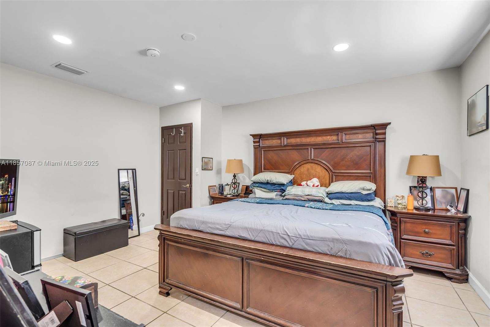 VANDERBILT PARK AMD PL - Residential