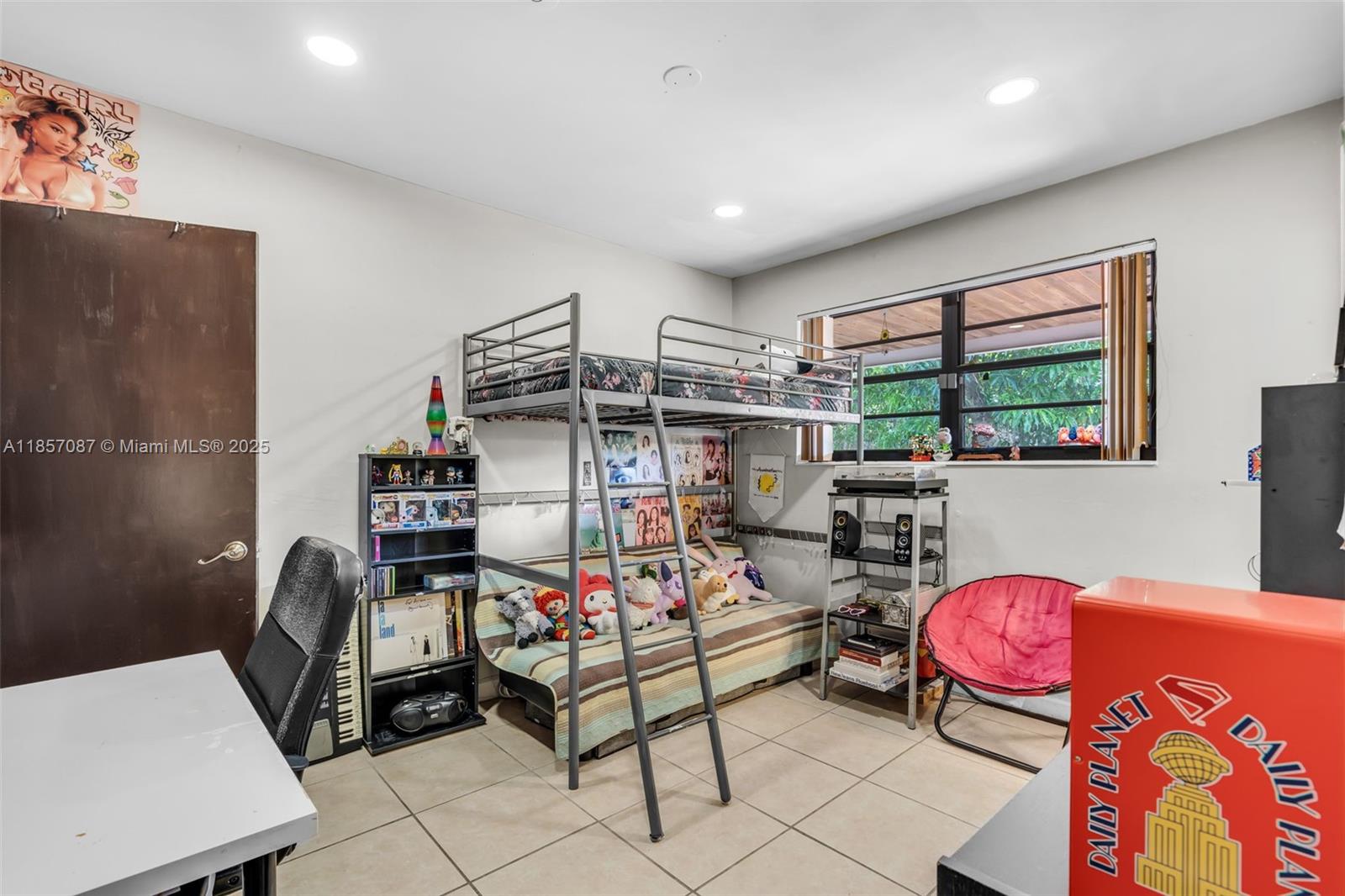 VANDERBILT PARK AMD PL - Residential