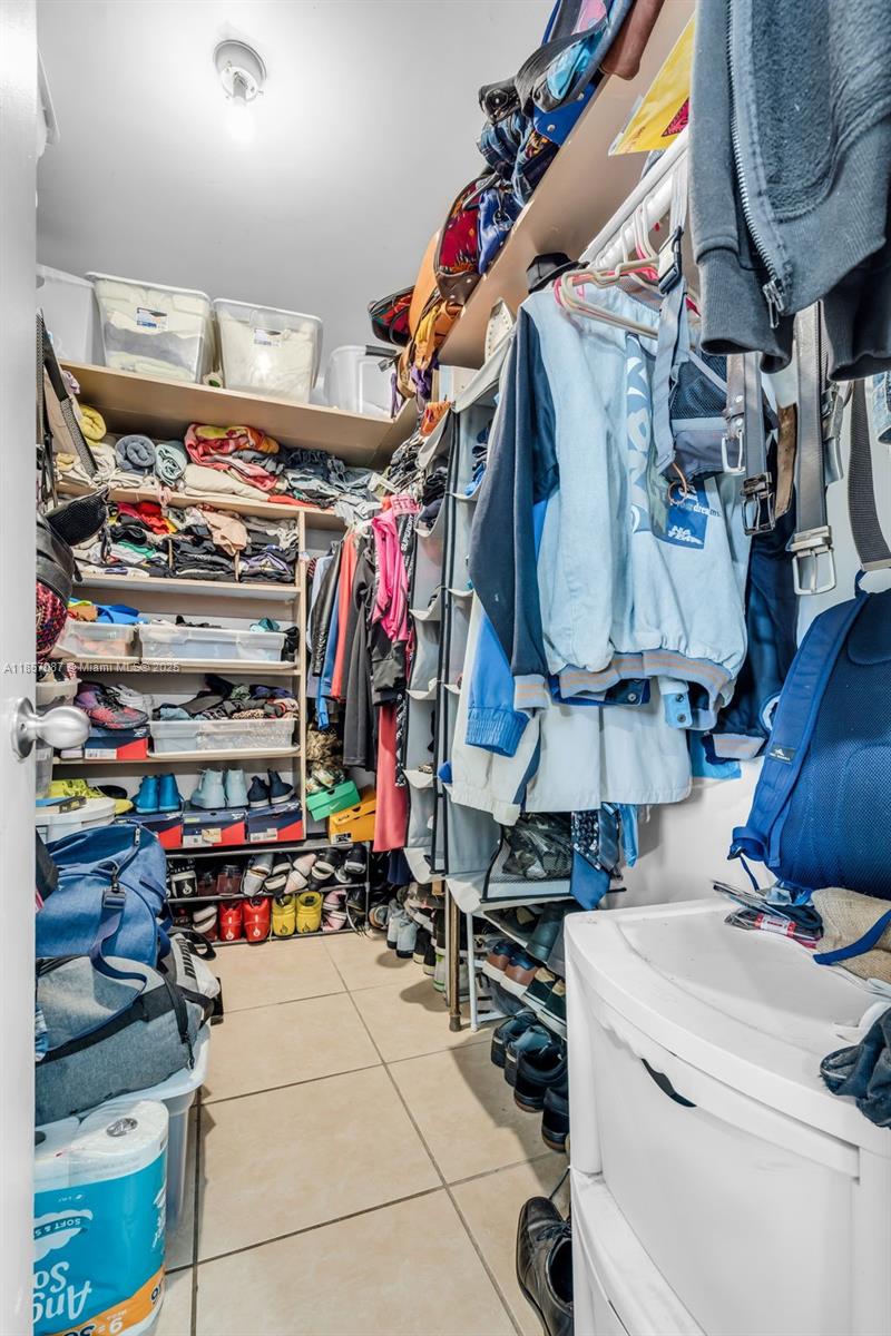 VANDERBILT PARK AMD PL - Residential