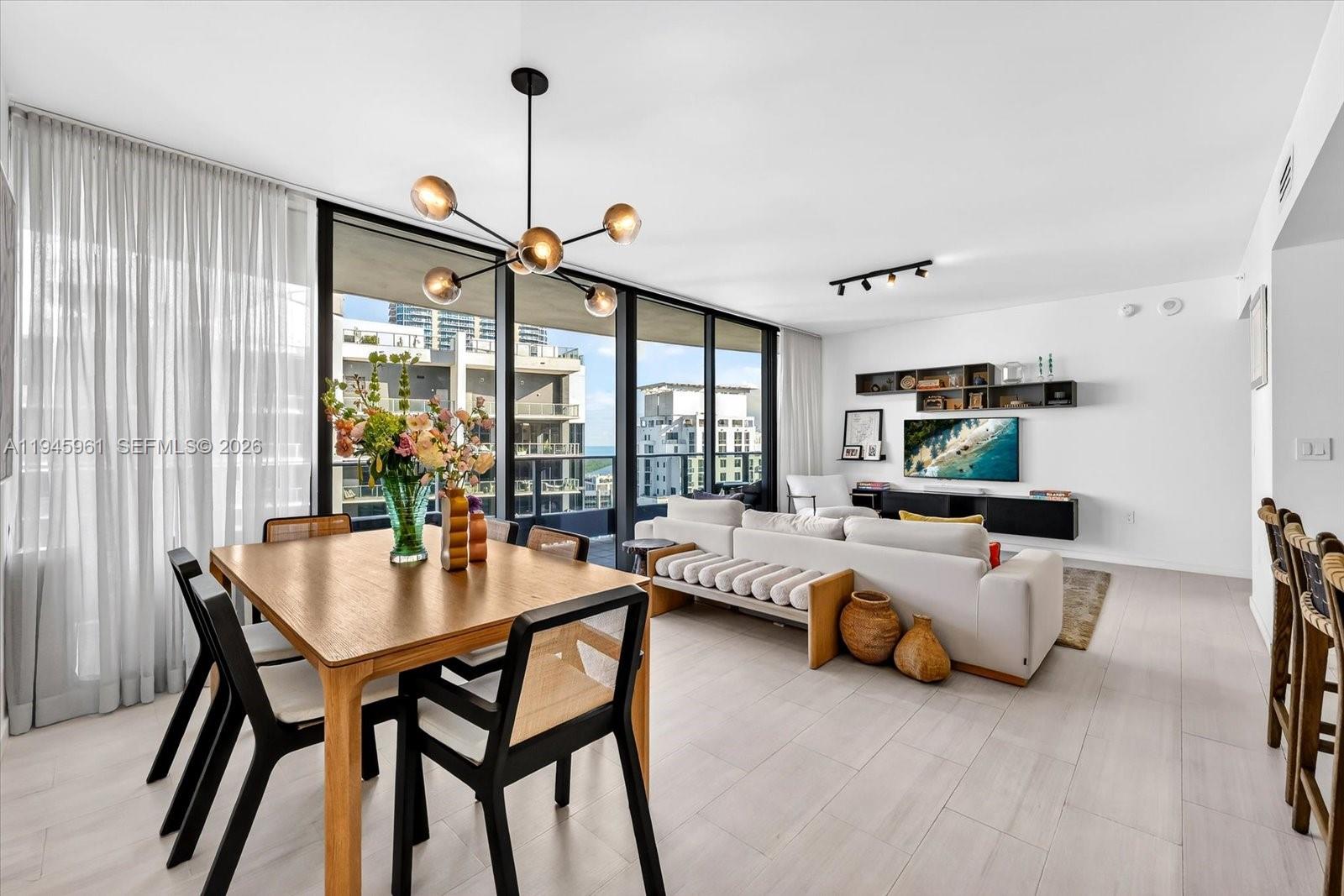 1000 Brickell Plaza 4809