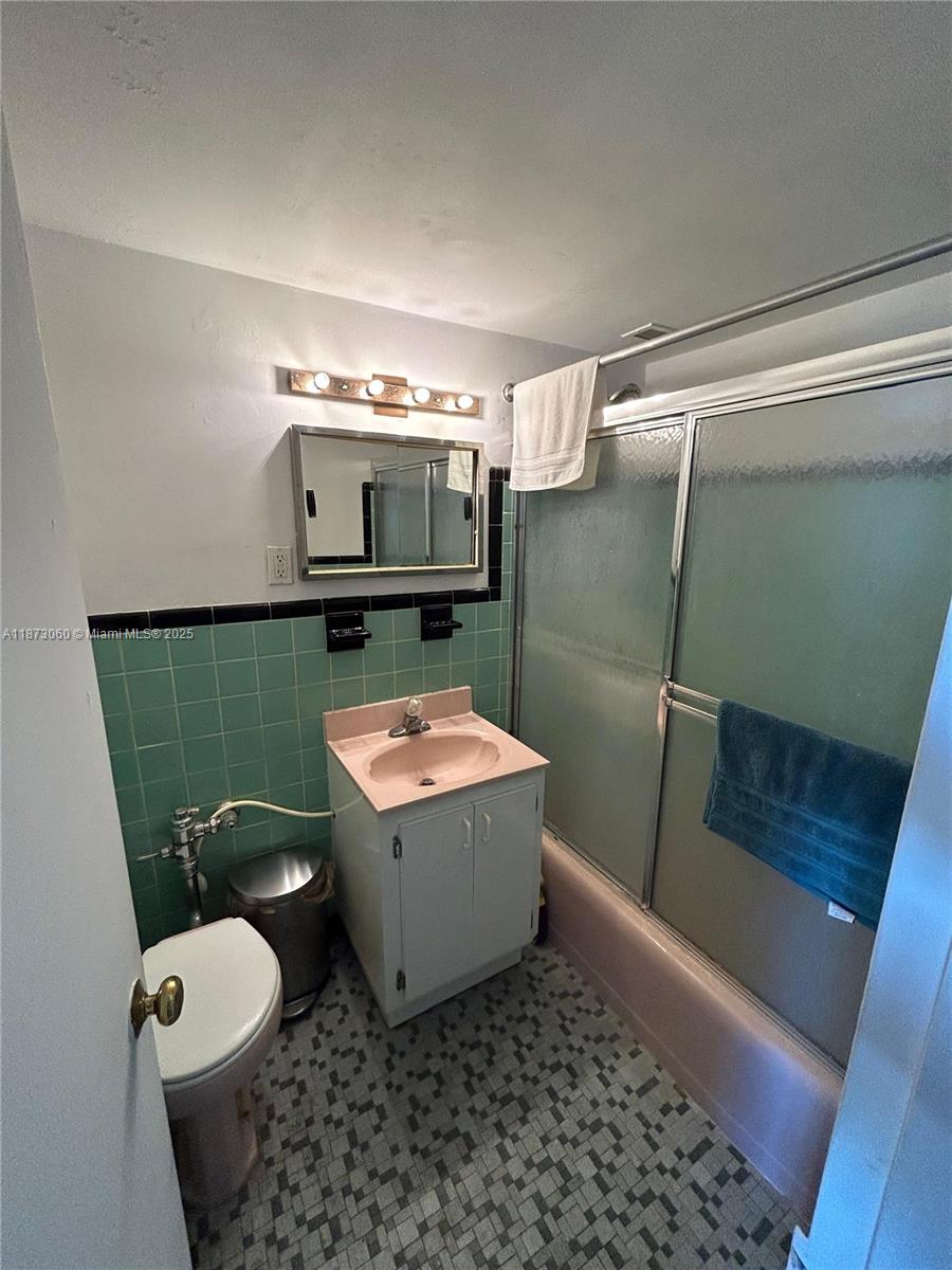 AMD PL OF 2ND OCEAN FRONT - Residential