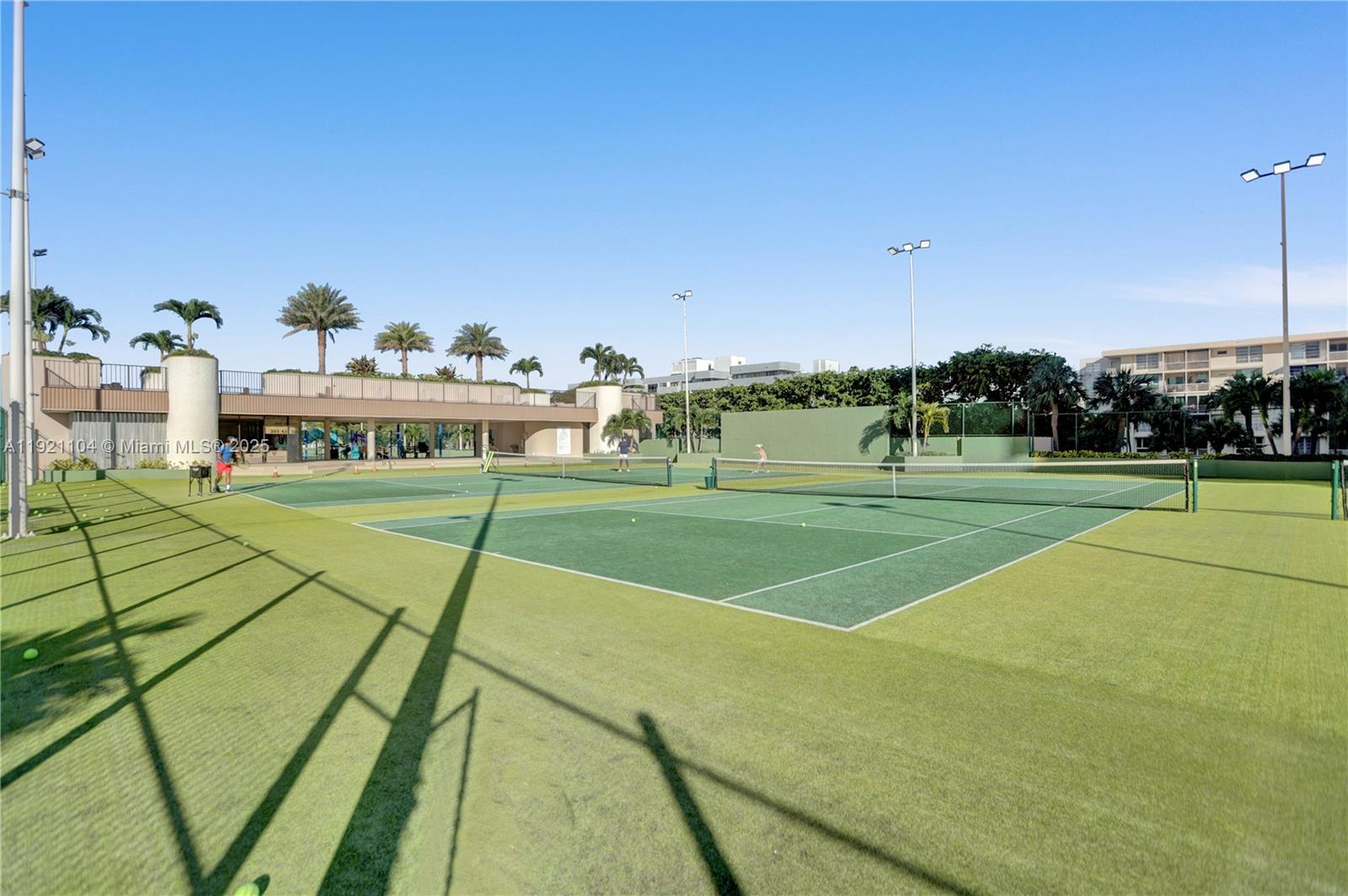 CRICKET CLUB CONDO - Residential