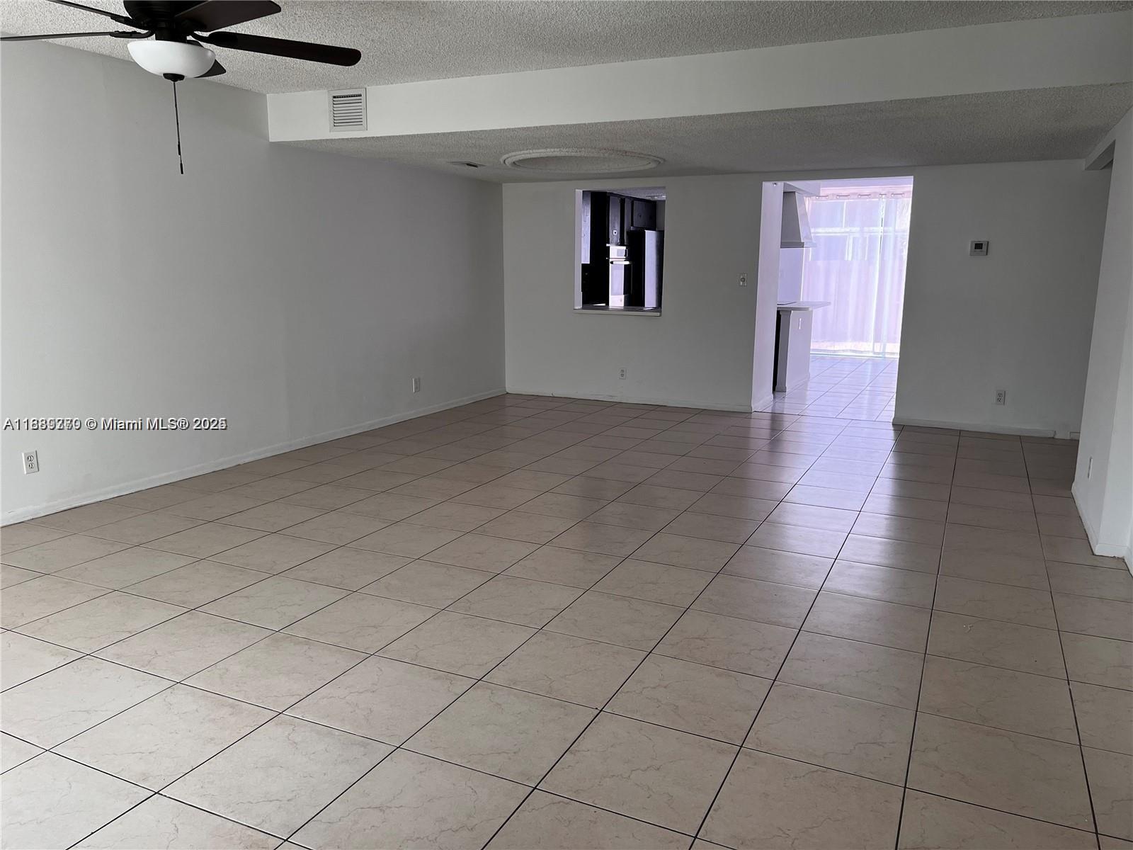 VENETIAN PARK III CONDO - Residential Lease