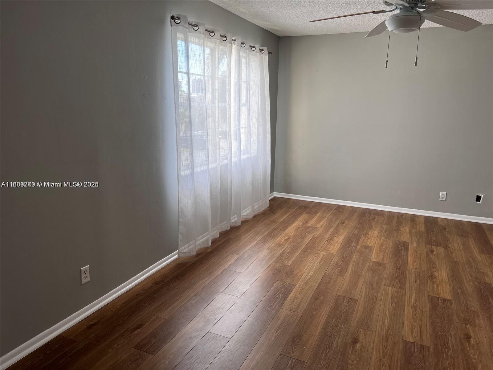 VENETIAN PARK III CONDO - Residential Lease