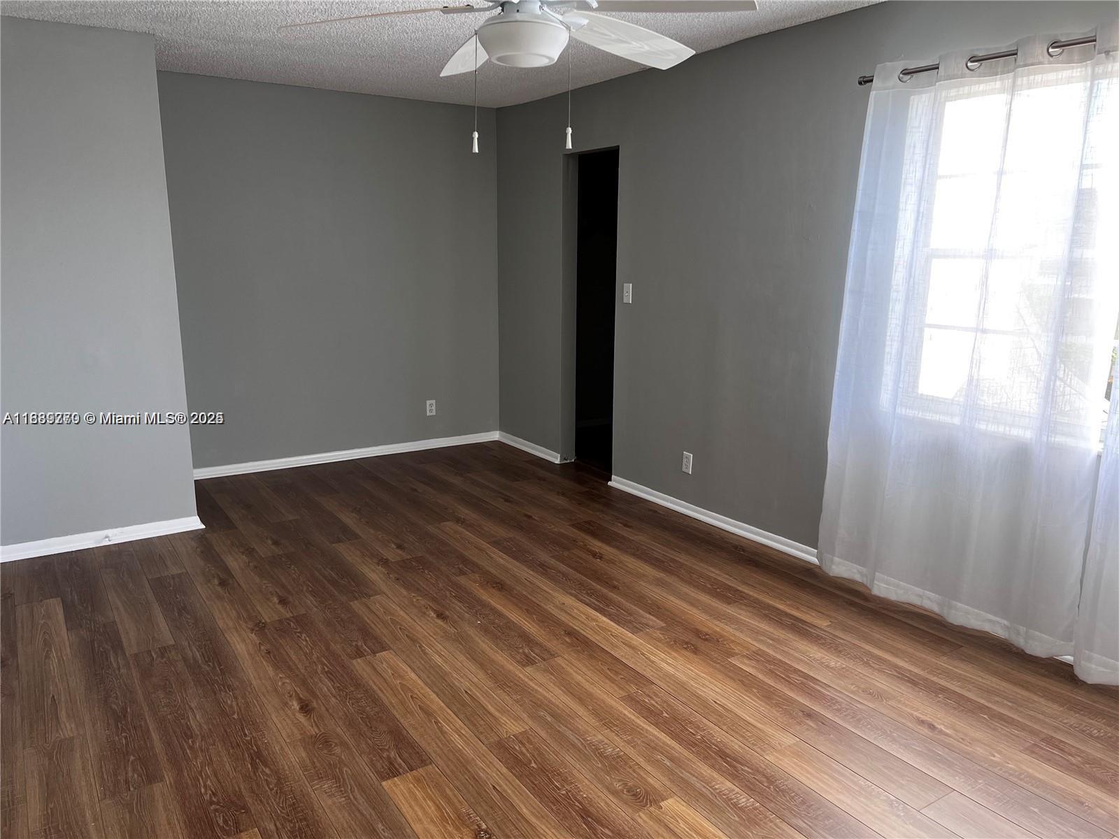 VENETIAN PARK III CONDO - Residential Lease