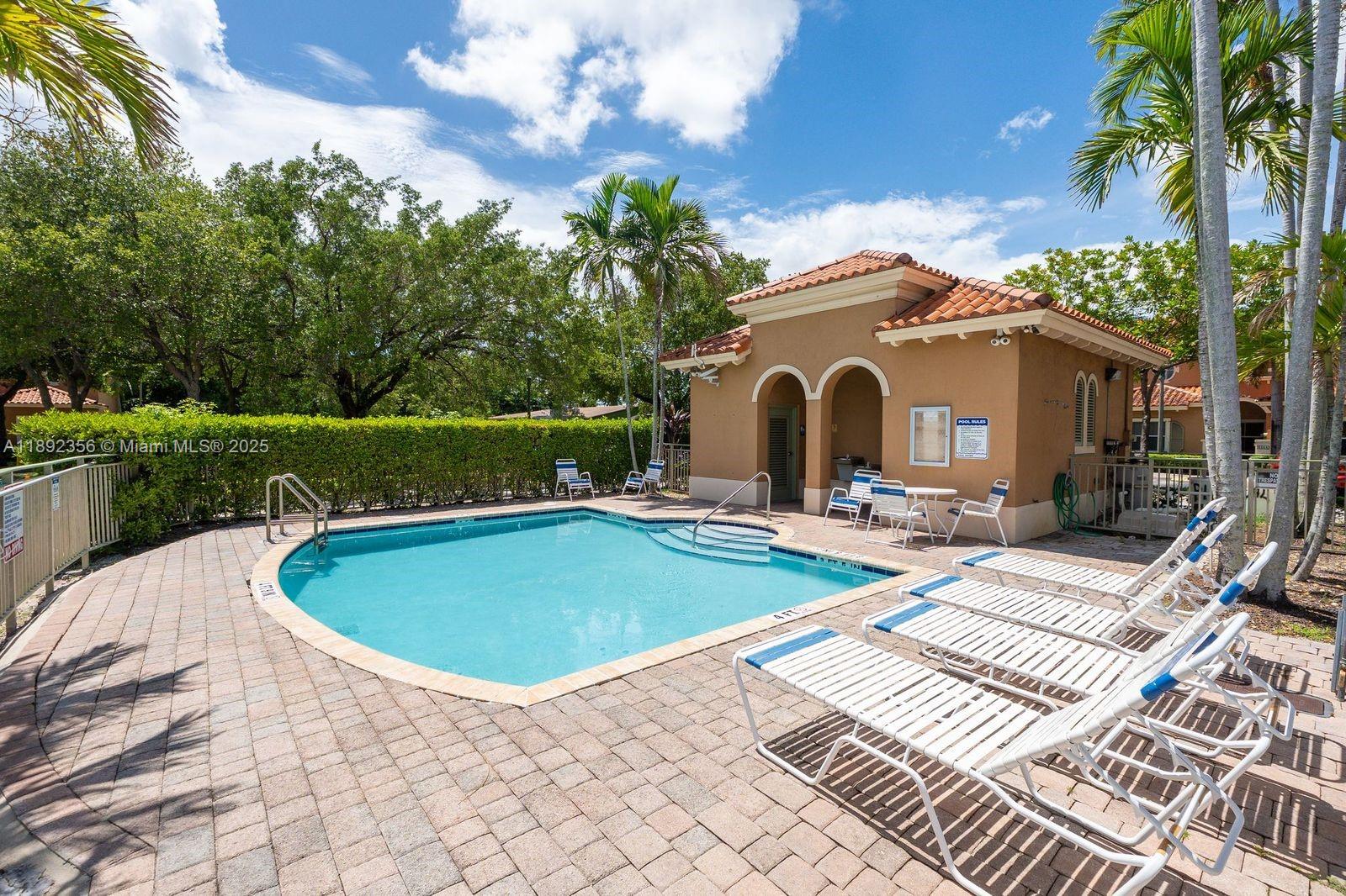 THUNDERBIRD PARK - Residential