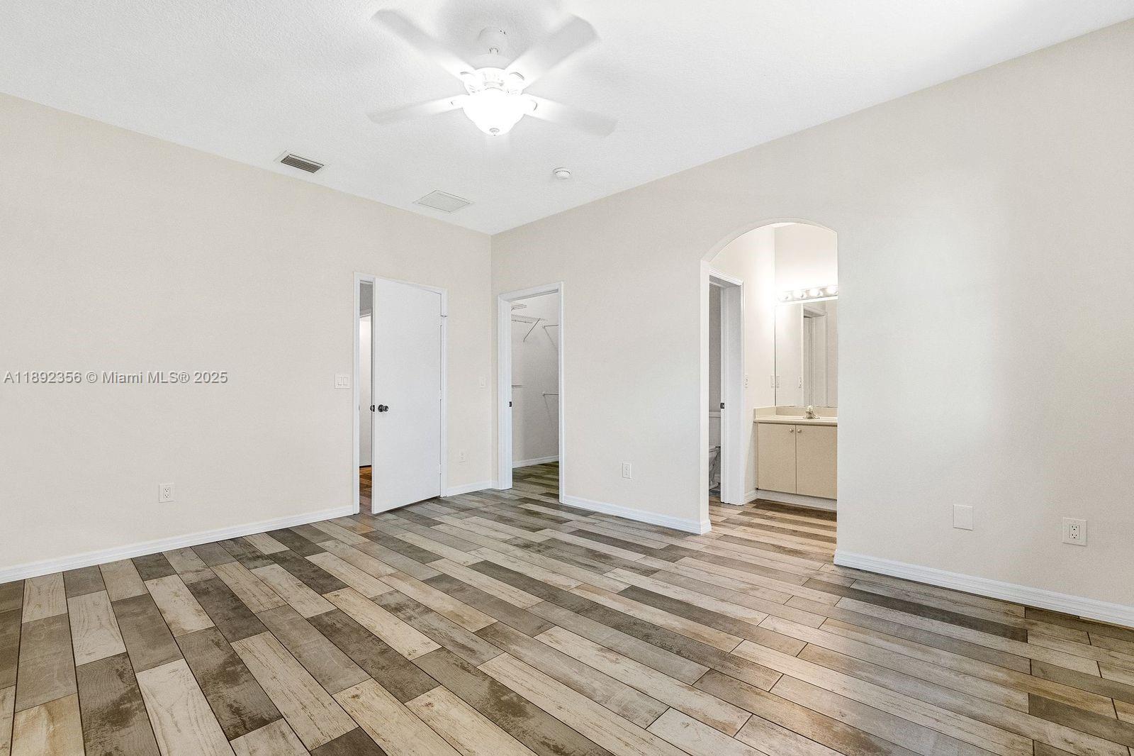THUNDERBIRD PARK - Residential