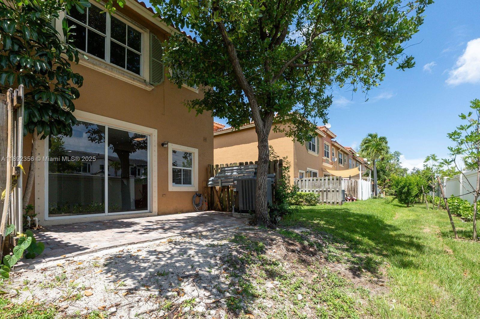 THUNDERBIRD PARK - Residential