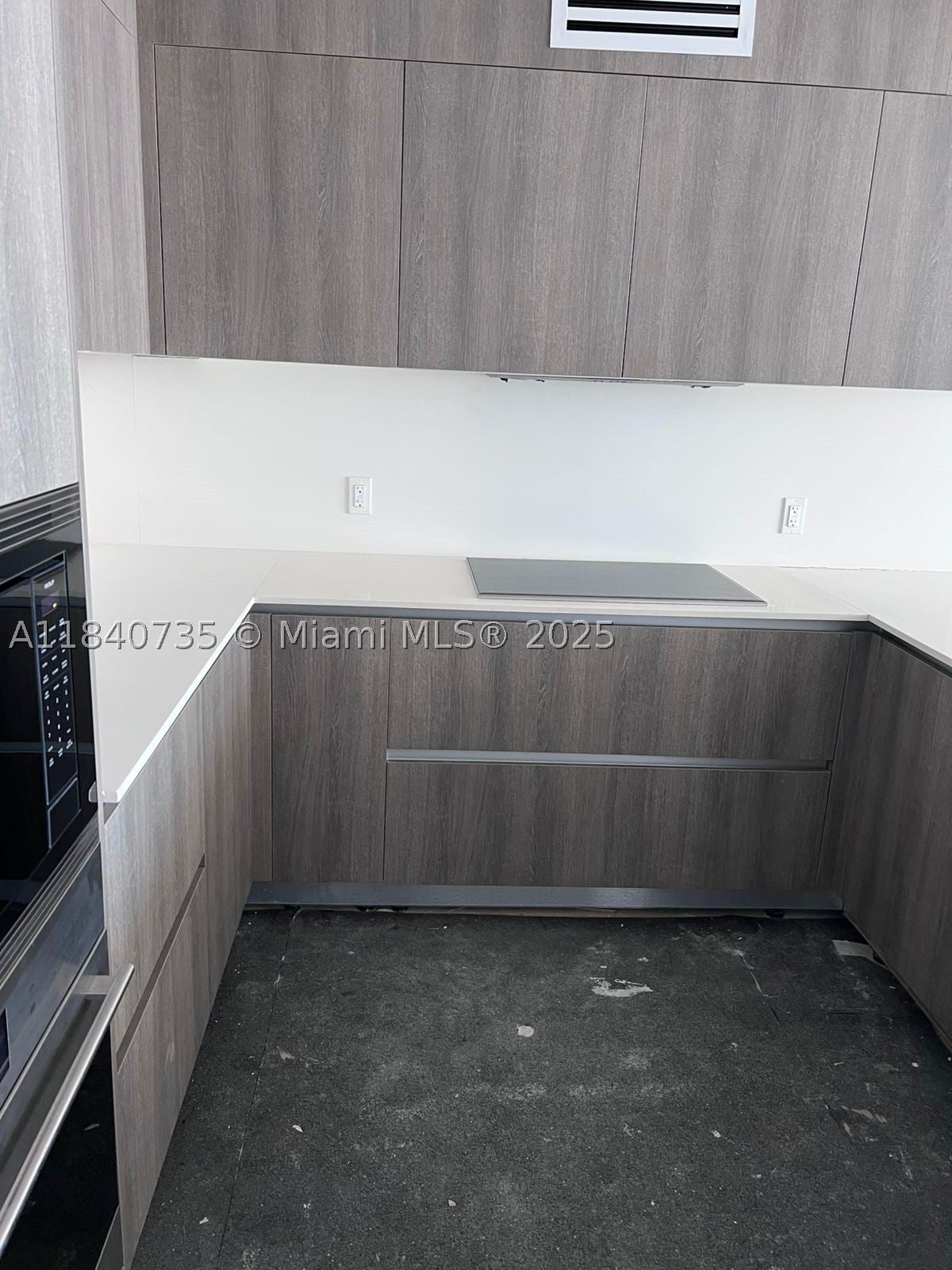 17550 Collins Ave 1004