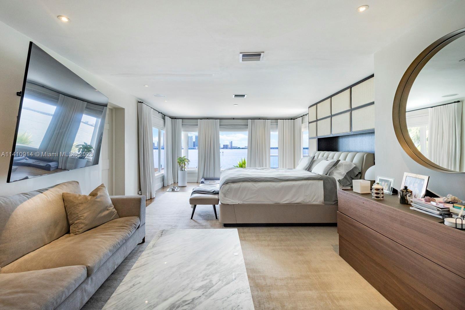 DI LIDO ISLAND - Residential Lease