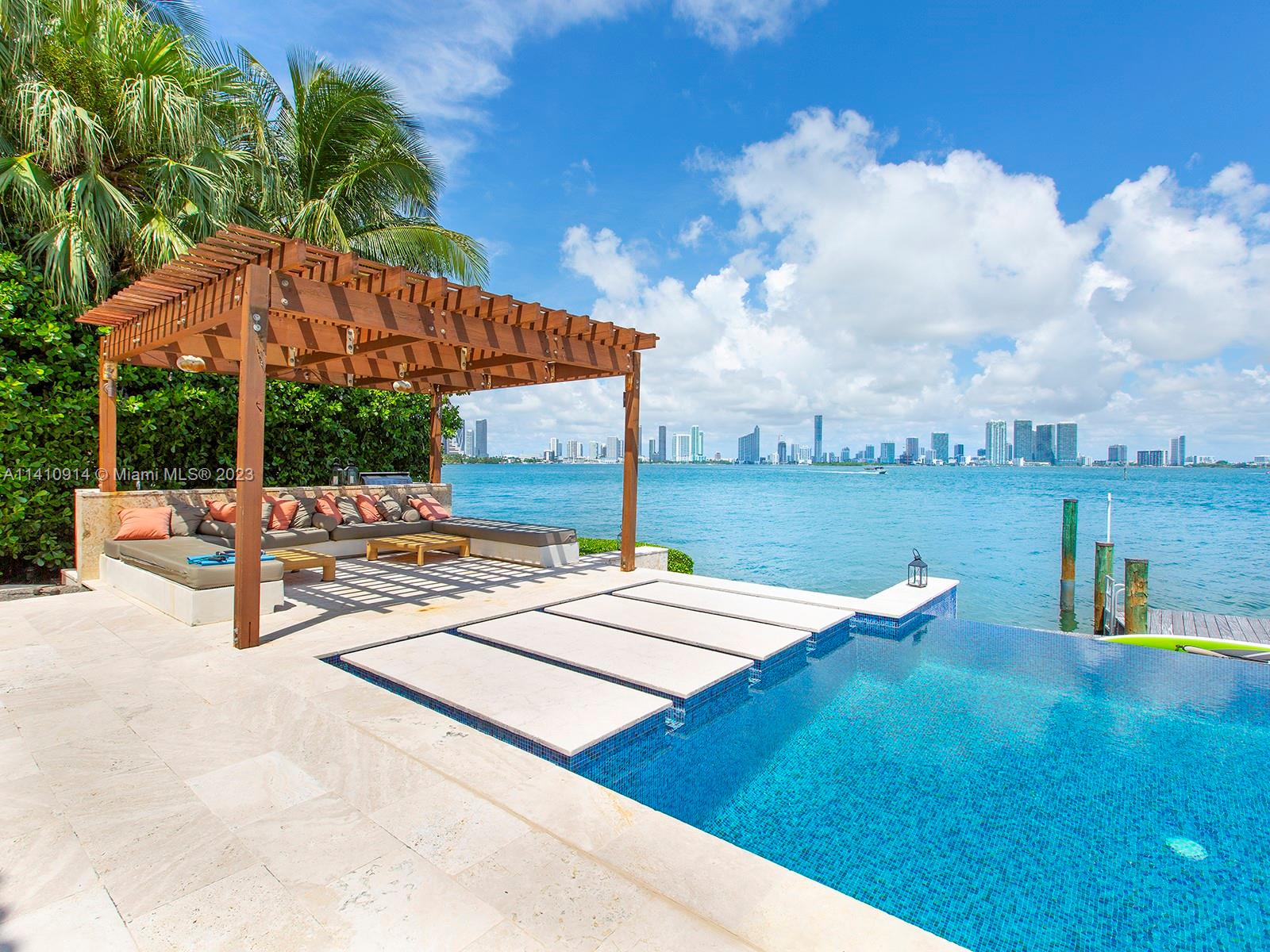 DI LIDO ISLAND - Residential Lease