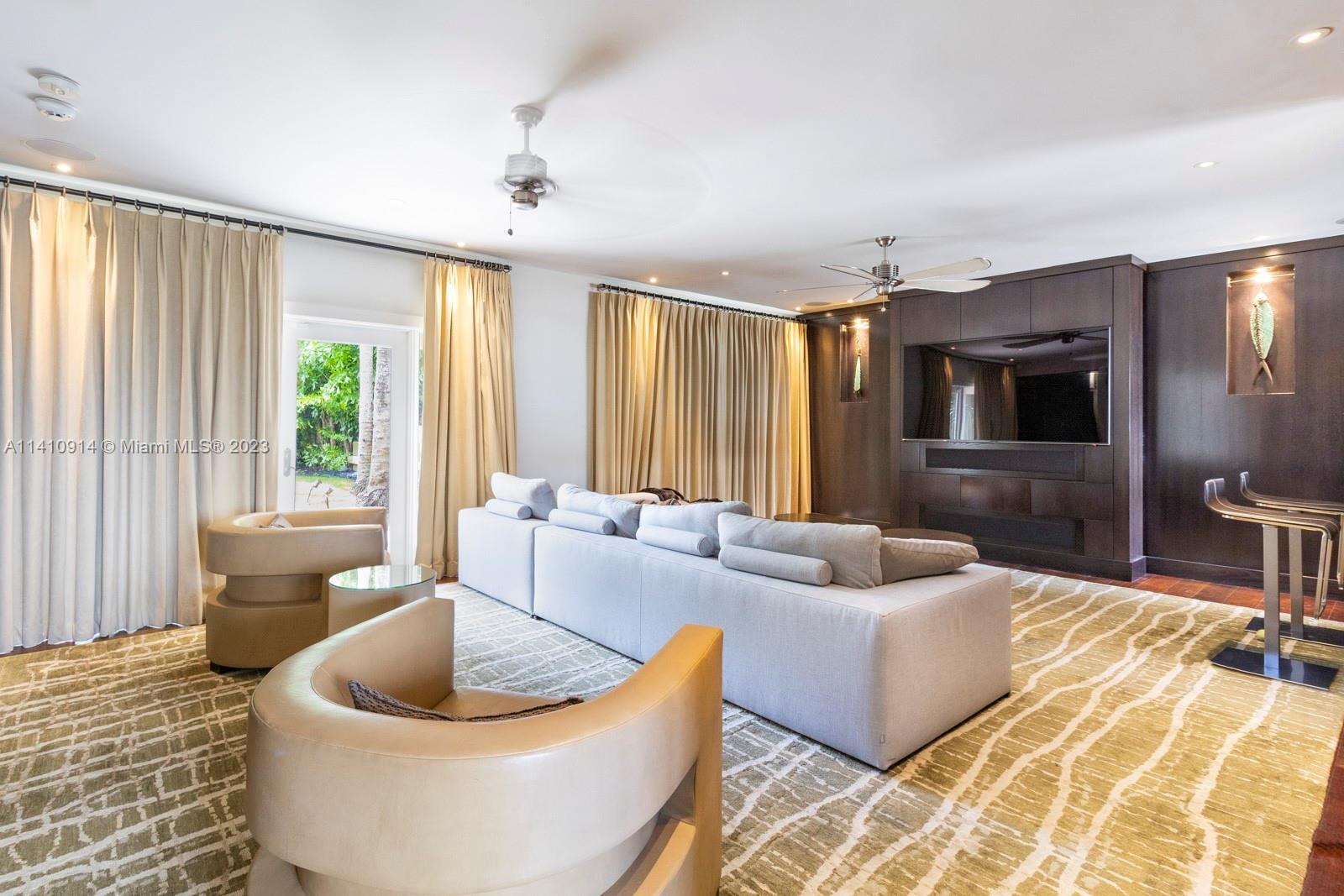 DI LIDO ISLAND - Residential Lease